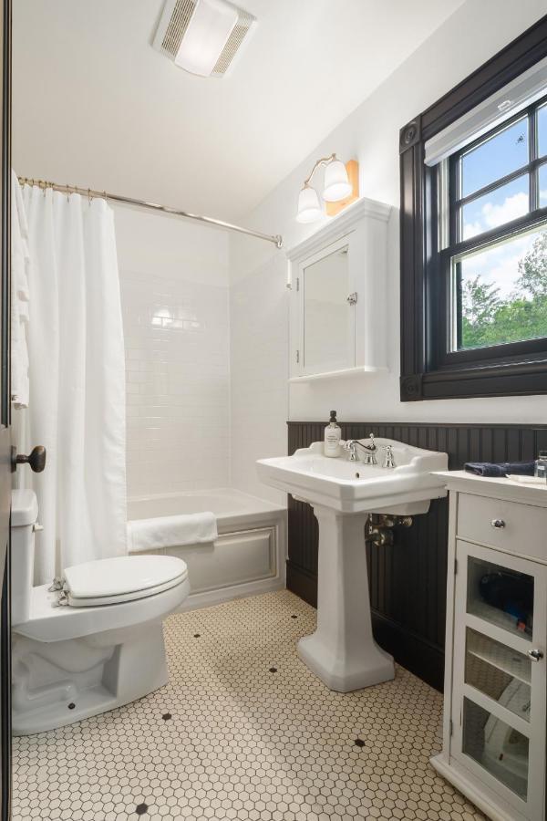 Hotel Mountain Brook Tannersville Екстериор снимка
